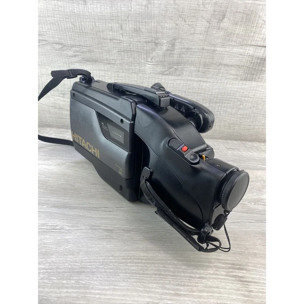 Hitachi VM-2600A Camcorder Video Recorder - UNTESTED